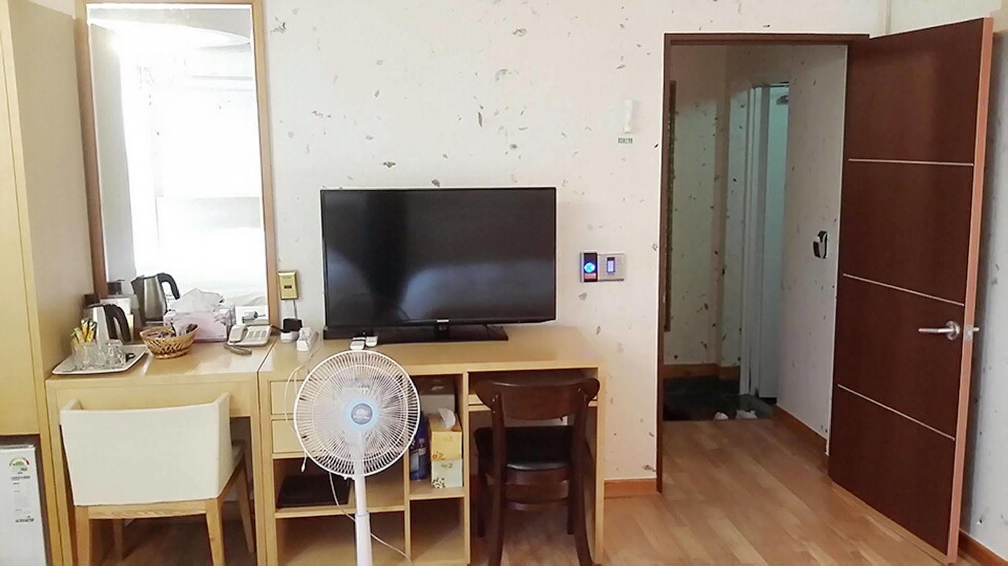 Jeonju Tourist Hotel Esterno foto